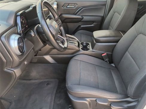 Certified 2024 Chevrolet Colorado LT w/ LT Convenience Package image 18