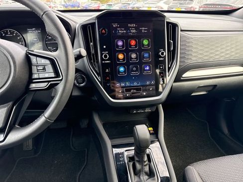 Used 2025 Subaru Forester Premium image 21