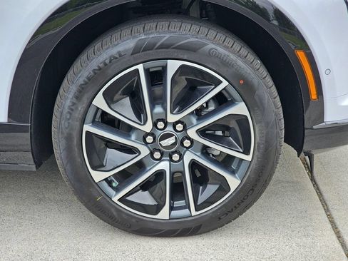 New 2026 Cadillac Optiq Sport 1 AWD/4WD image 9