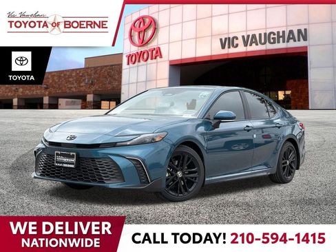 New 2026 Toyota Camry SE FWD image 1