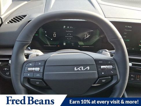 New 2026 Kia Sportage EX image 16