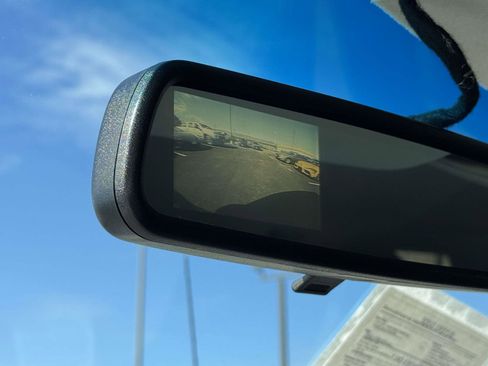 Used 2021 GMC Savana 2500 image 4