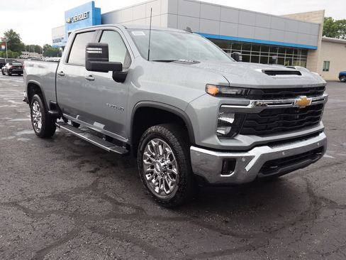 New 2026 Chevrolet Silverado 2500 LT w/ All Star Edition AWD/4WD image 2