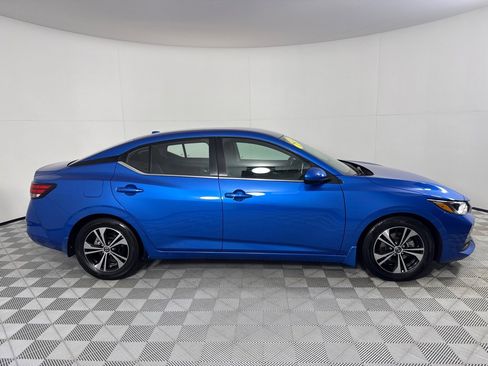 Used 2022 Nissan Sentra SV image 4