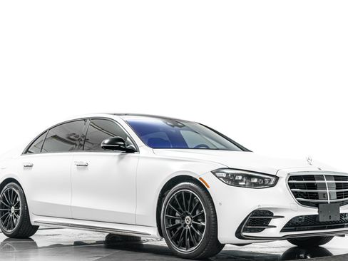 Used 2025 Mercedes-Benz S 580 4MATIC Sedan image 35
