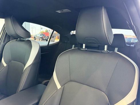 Certified 2025 Toyota Camry SE FWD image 23