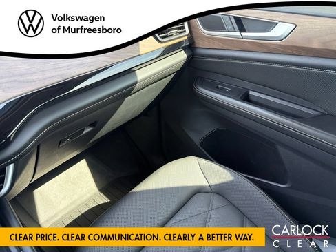 Certified 2024 Volkswagen Atlas SE FWD image 22