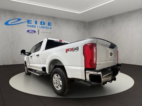 New 2026 Ford F250 XLT w/ FX4 Off-Road Package AWD/4WD image 7