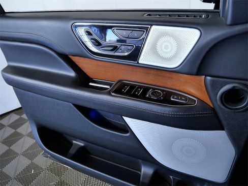 Certified 2024 Lincoln Navigator Black Label image 26