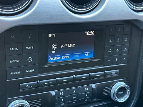 Used 2016 Ford Mustang Coupe RWD image 25
