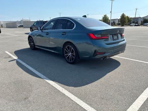 Used 2021 BMW 330i Sedan w/ Convenience Package RWD image 3
