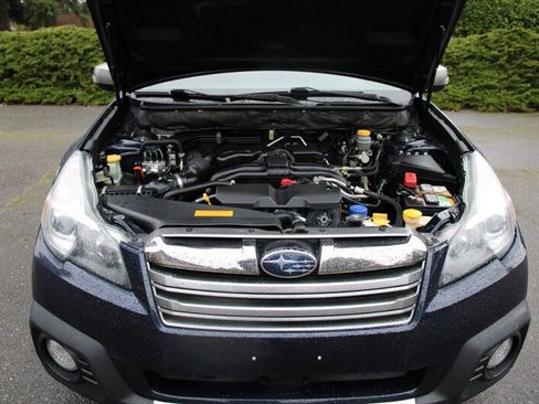 Used 2014 Subaru Outback 2.5i Limited image 21