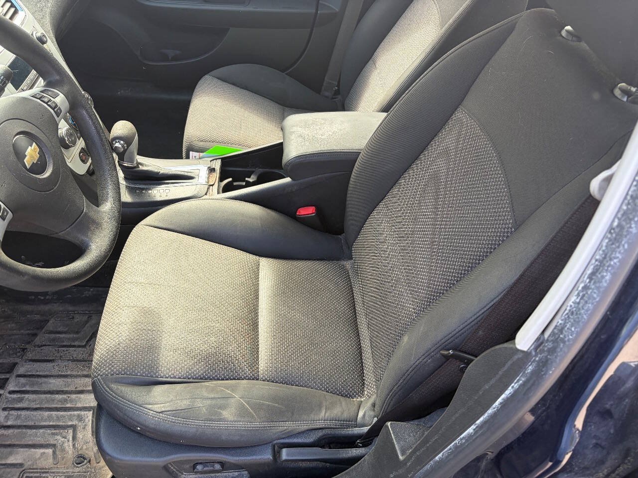 Used 2008 Chevrolet Malibu LT w/ Power Convenience Package FWD image 9