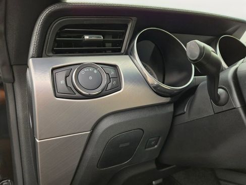Used 2018 Ford Mustang Premium image 22