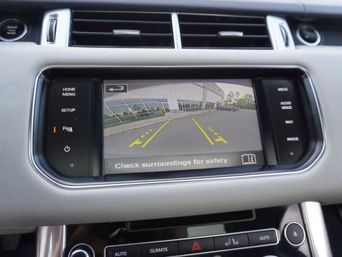 Used 2014 Land Rover Range Rover Sport Supercharged image 18