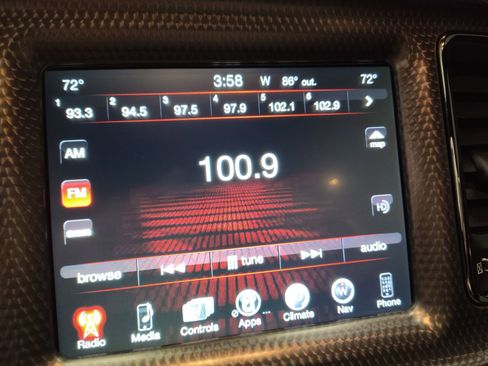 Used 2016 Dodge Challenger SRT Hellcat image 22