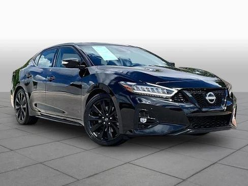 Certified 2023 Nissan Maxima SR w/ Sport Mat Group FWD image 3