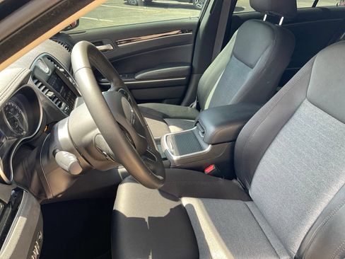 Used 2023 Chrysler 300 Touring w/ Sport Appearance Package RWD image 16