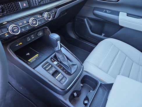 Used 2024 Honda CR-V EX-L image 20