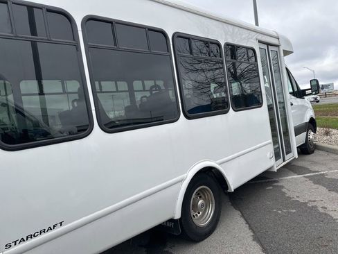 Used 2022 Mercedes-Benz Sprinter 3500 image 22