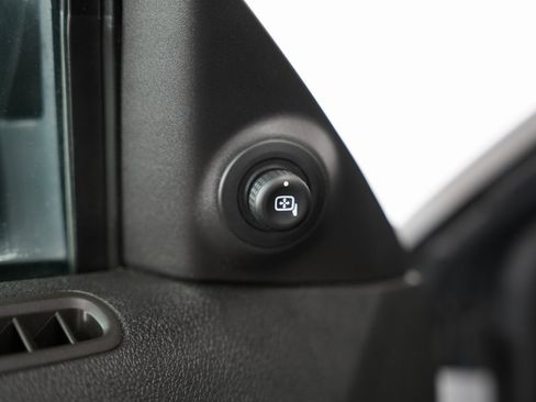 Used 2012 Ford Mustang Coupe image 32