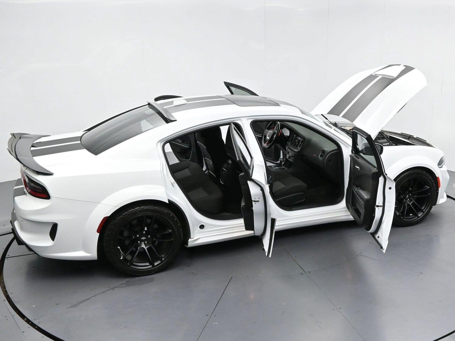 Used 2022 Dodge Charger Scat Pack RWD image 33
