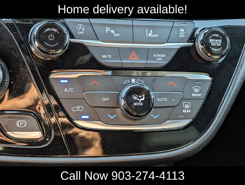 Used 2026 Chrysler Pacifica Select FWD image 19