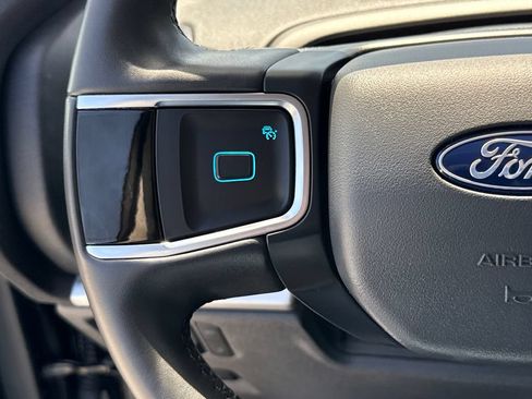 Certified 2025 Ford Expedition Active RWD image 16