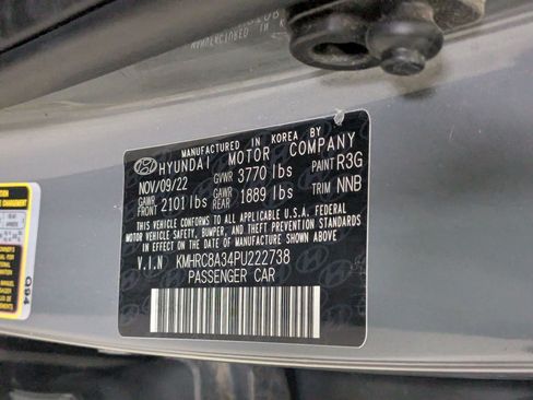 Used 2023 Hyundai Venue SEL FWD image 28