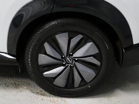 Certified 2023 Nissan Ariya FWD image 23