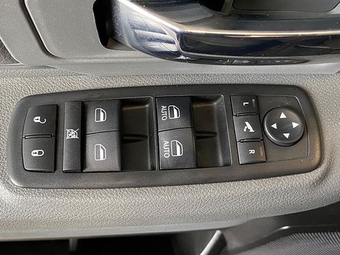 Used 2019 RAM 1500 Big Horn AWD/4WD image 55