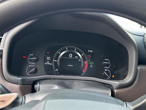 Used 2023 Lexus LX 600 4WD w/ Luxury Package image 21