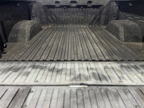 Used 2020 GMC Sierra 1500 AT4 w/ AT4 Carbonpro Edition image 5