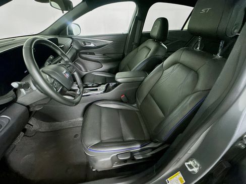 Used 2025 Buick Envista Sport Touring FWD image 13