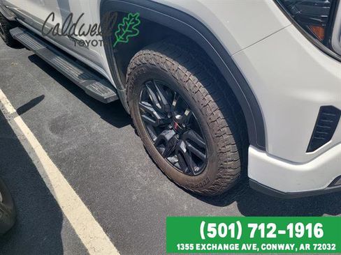 Used 2024 GMC Sierra 1500 Elevation w/ Elevation Premium Package AWD/4WD image 4
