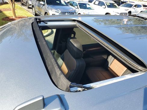 Used 2024 Chevrolet Silverado 3500 High Country w/ Technology Package image 45