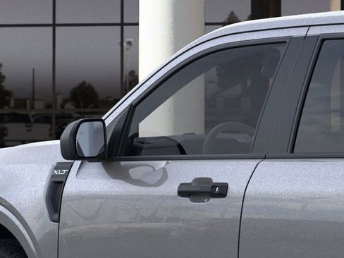 New 2025 Ford Maverick XLT image 21