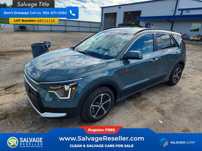 Used 2024 Kia Niro EX w/ EX Cold Weather Package