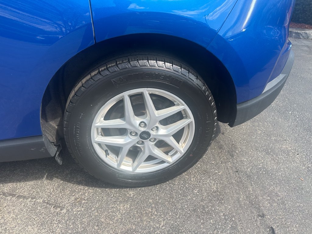 Used 2024 Ford Edge SEL AWD/4WD image 9