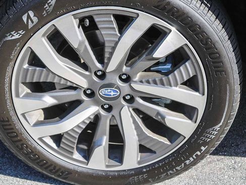 Certified 2025 Subaru Forester Touring AWD/4WD image 10