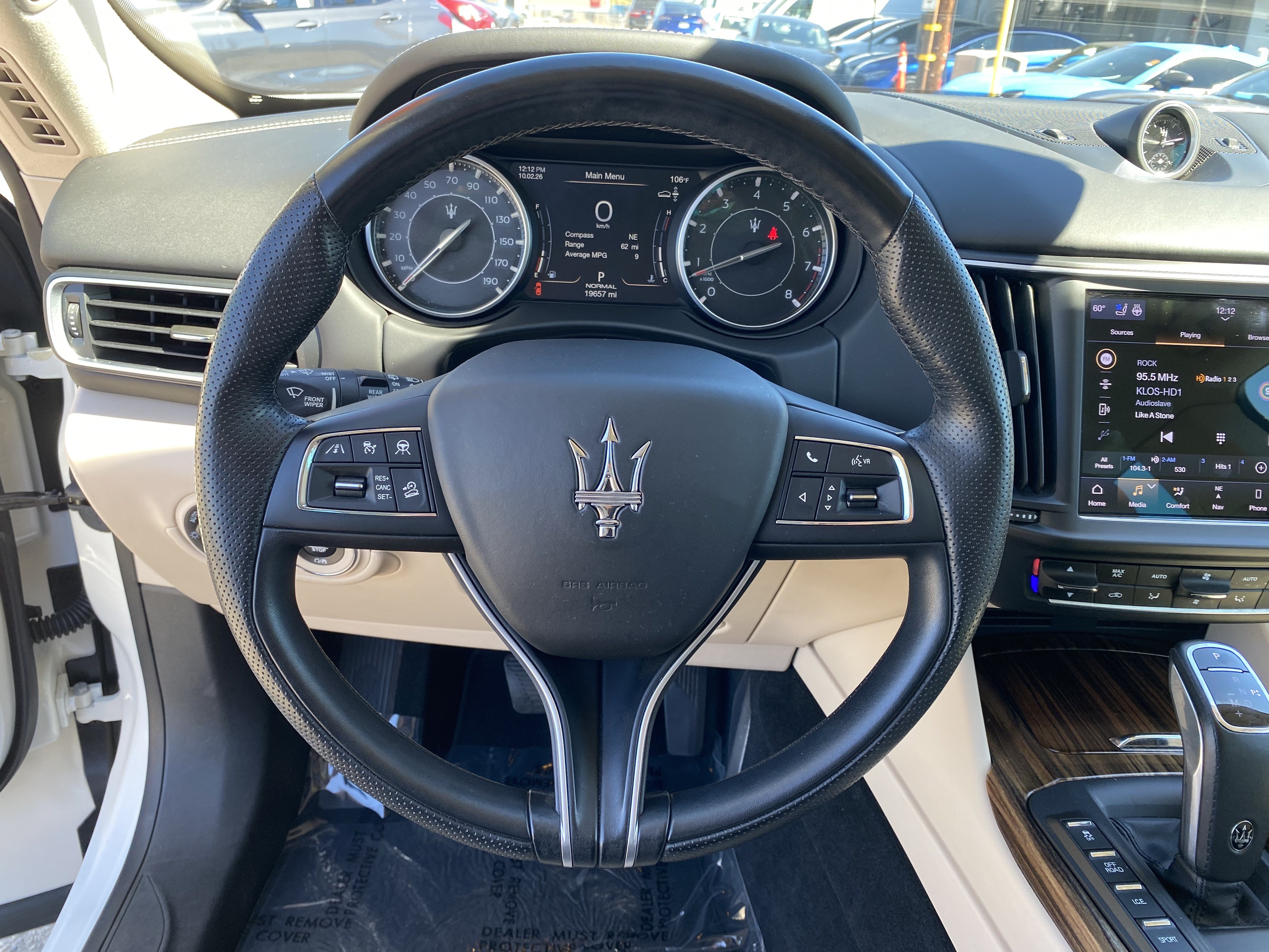Used 2022 Maserati Levante GT AWD/4WD image 10