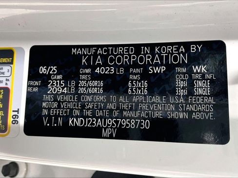 Used 2025 Kia Soul LX image 41