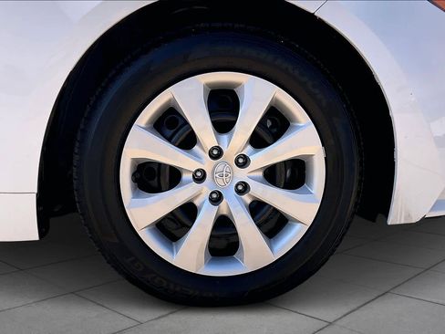 Used 2024 Toyota Corolla LE image 11