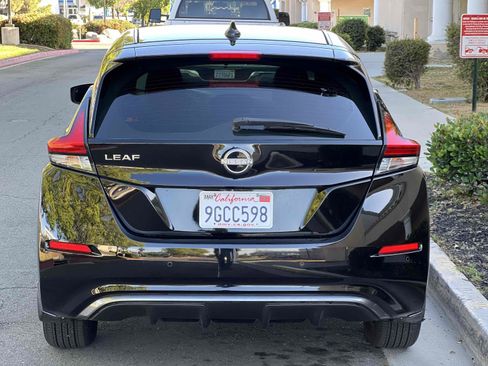 Used 2023 Nissan Leaf S image 4