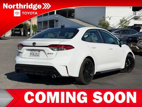Used 2022 Toyota Corolla SE w/ Carpet Mat Package (TMS) FWD image 4