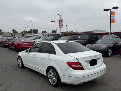 Used 2013 Mercedes-Benz C 250 Sedan image 5
