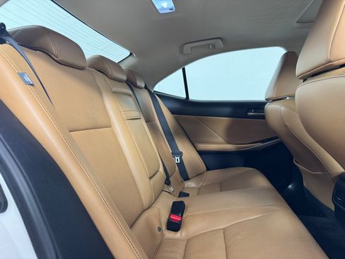 Used 2018 Lexus IS 300 AWD w/ Comfort Package image 22