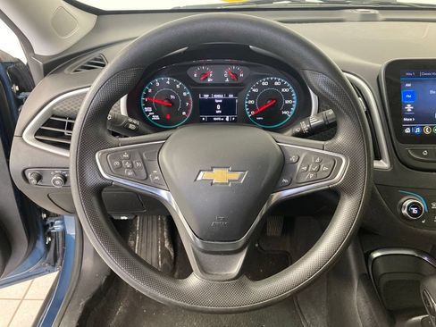 Used 2024 Chevrolet Malibu LT FWD image 9