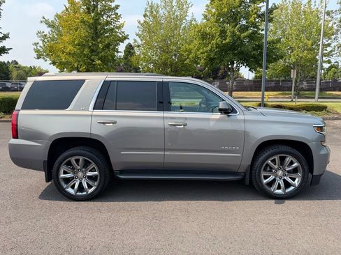 Used 2018 Chevrolet Tahoe LT w/ Luxury Package AWD/4WD image 9