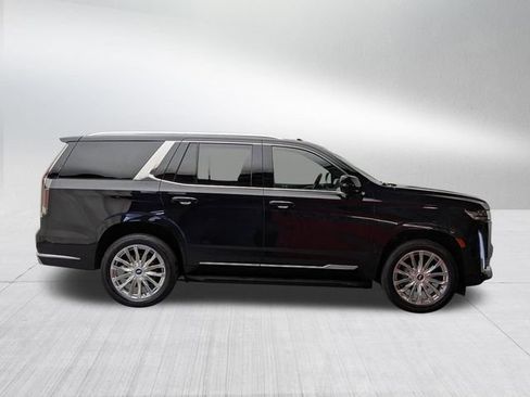 Certified 2023 Cadillac Escalade Premium Luxury AWD/4WD image 4